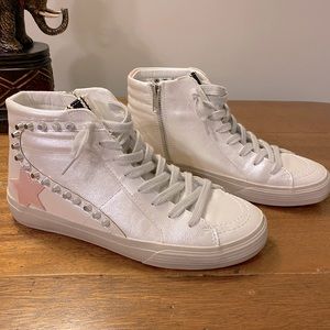 ShuShop Riri high top sneakers, sz 8, pearl with pink accent and metallic studs